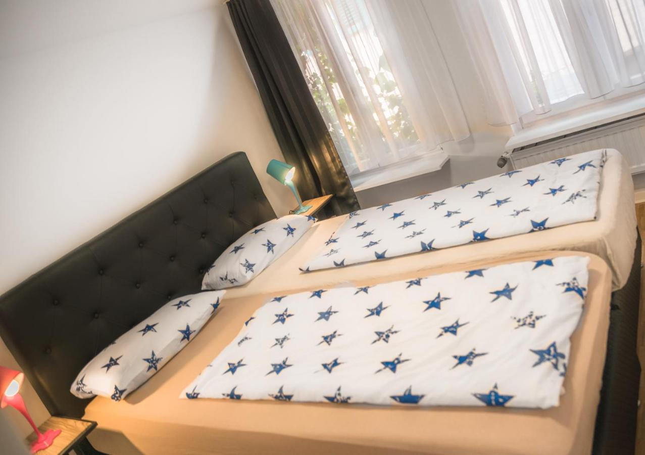 Altstadt Apartment Alisa Düsseldorf Extérieur photo
